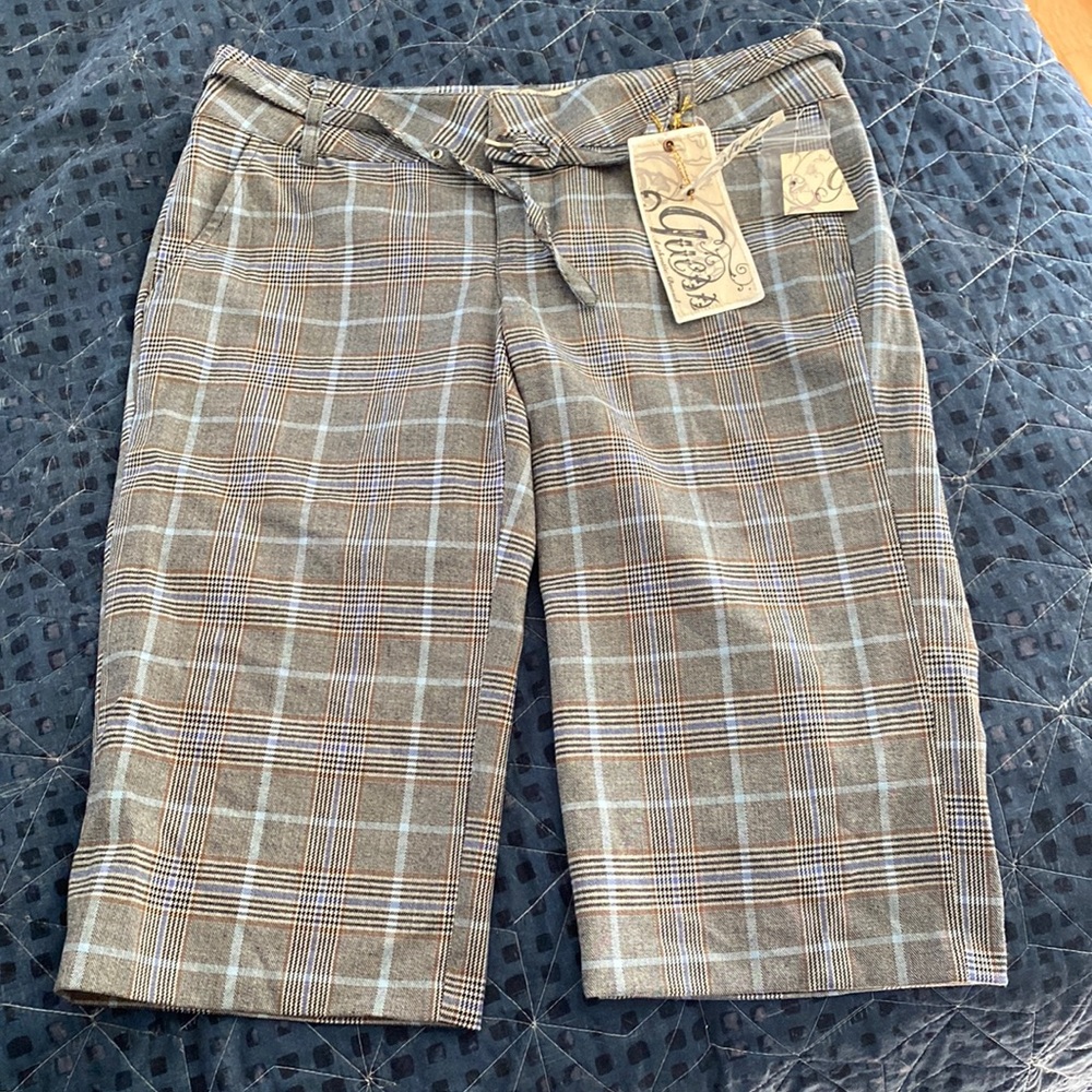 Guess dressy Bermuda shorts